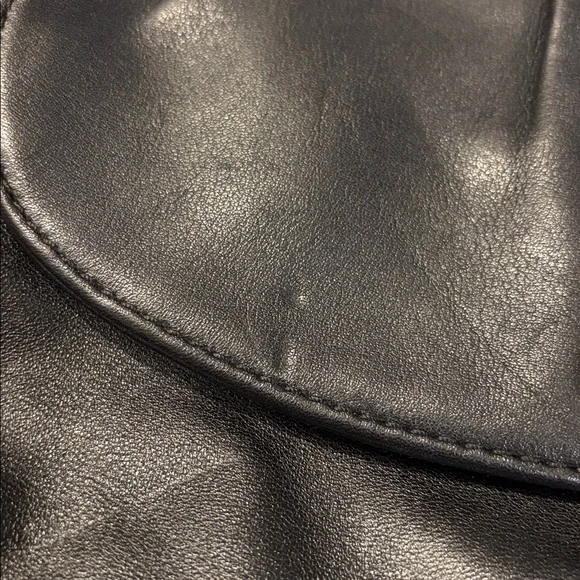 Coach Soho Black Leather Women's Bag - Picture 4 of 10